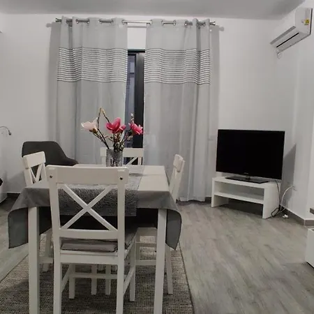 Apartament Maria شقة