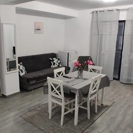 Apartament Maria شقة إيفوري نورد